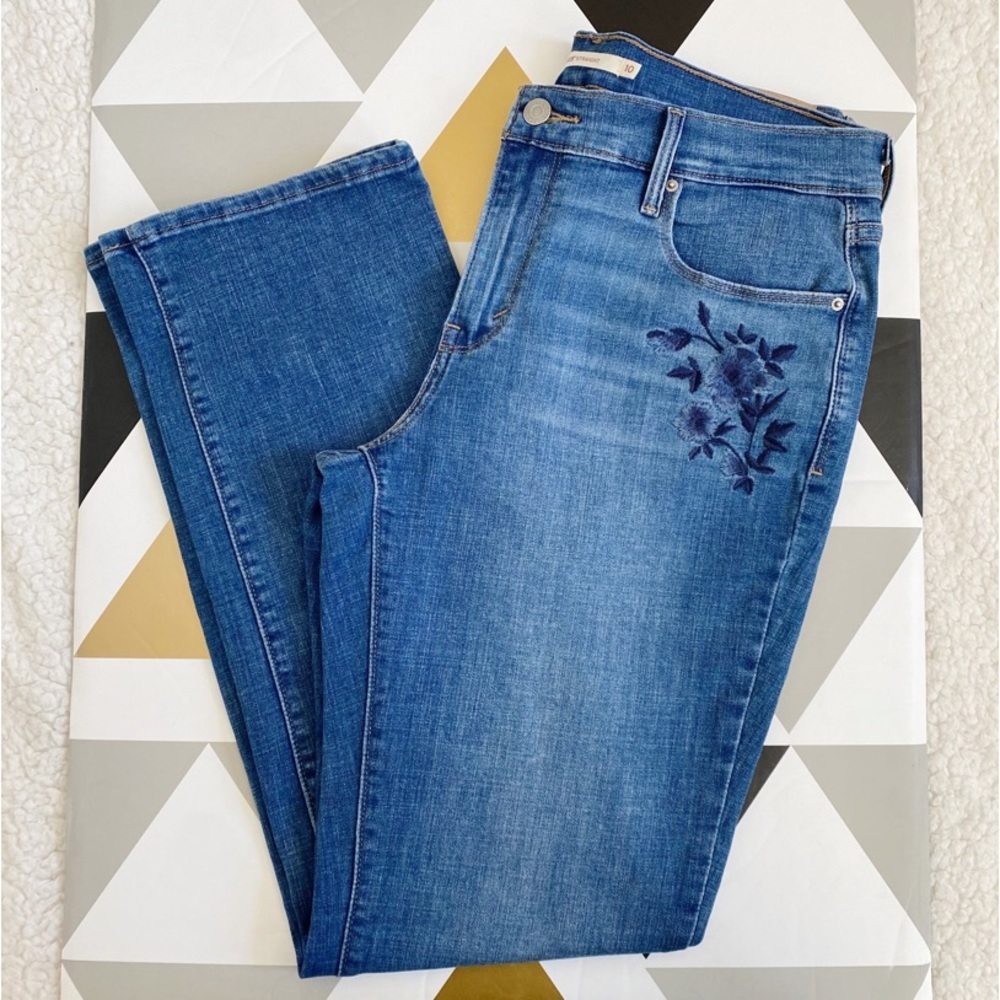 Levi's 505 Straight Leg Embroidered Jeans 10 NEW
